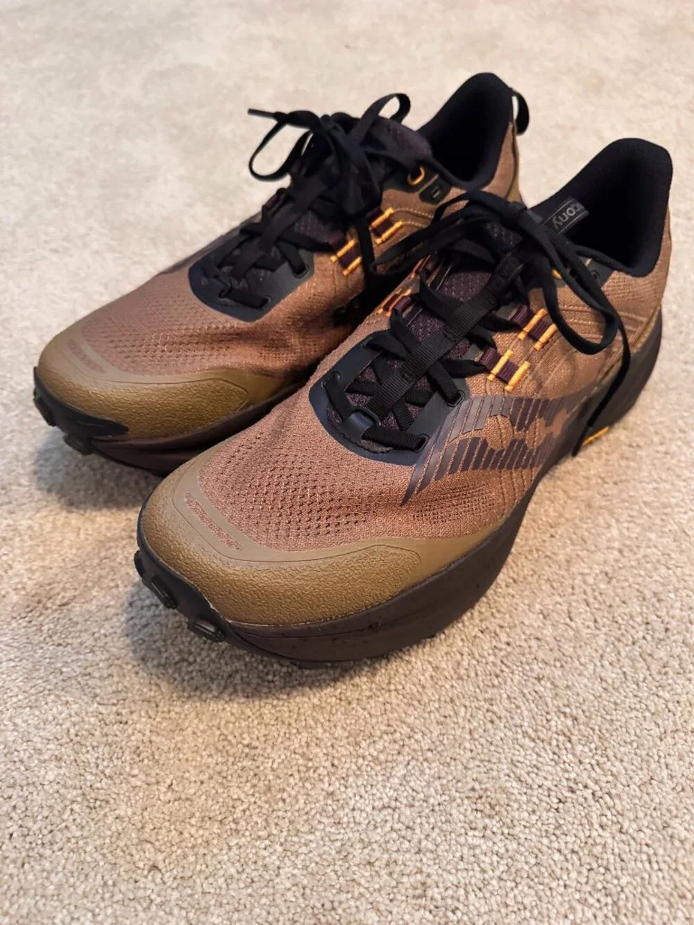 Saucony Xodus Ultra 4 Trail Running Shoes Men's 11 Kodiak Wine Vibram Mega grip - Picture 1 of 6